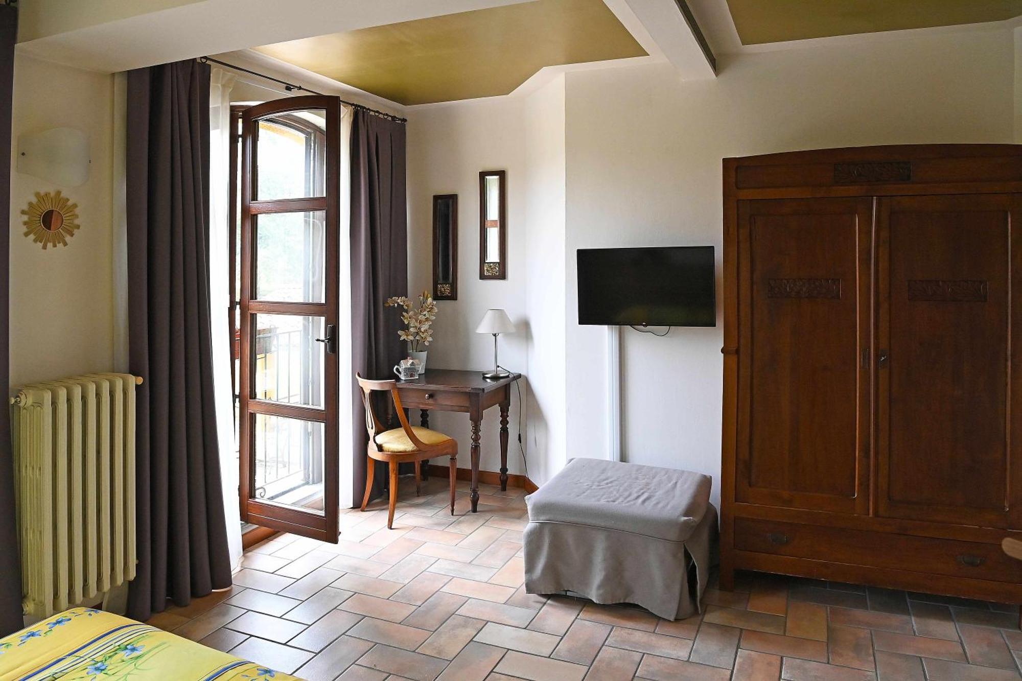 Double Room with Garden View
